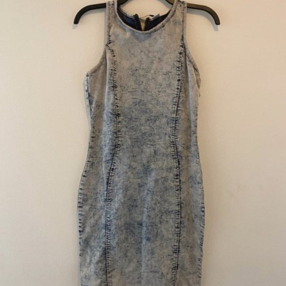 Jean dress - Picture 1 of 2